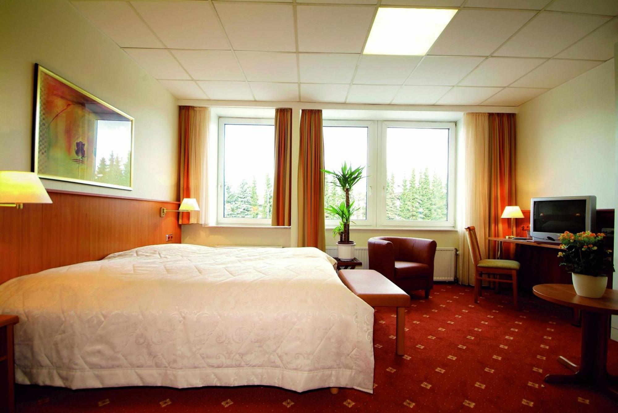 Traveller Hotel Lubeck Exterior photo